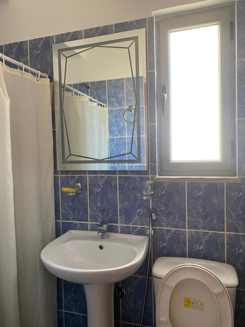 Tarace Sea View Apartment ซารานเดอ ภายนอก รูปภาพ