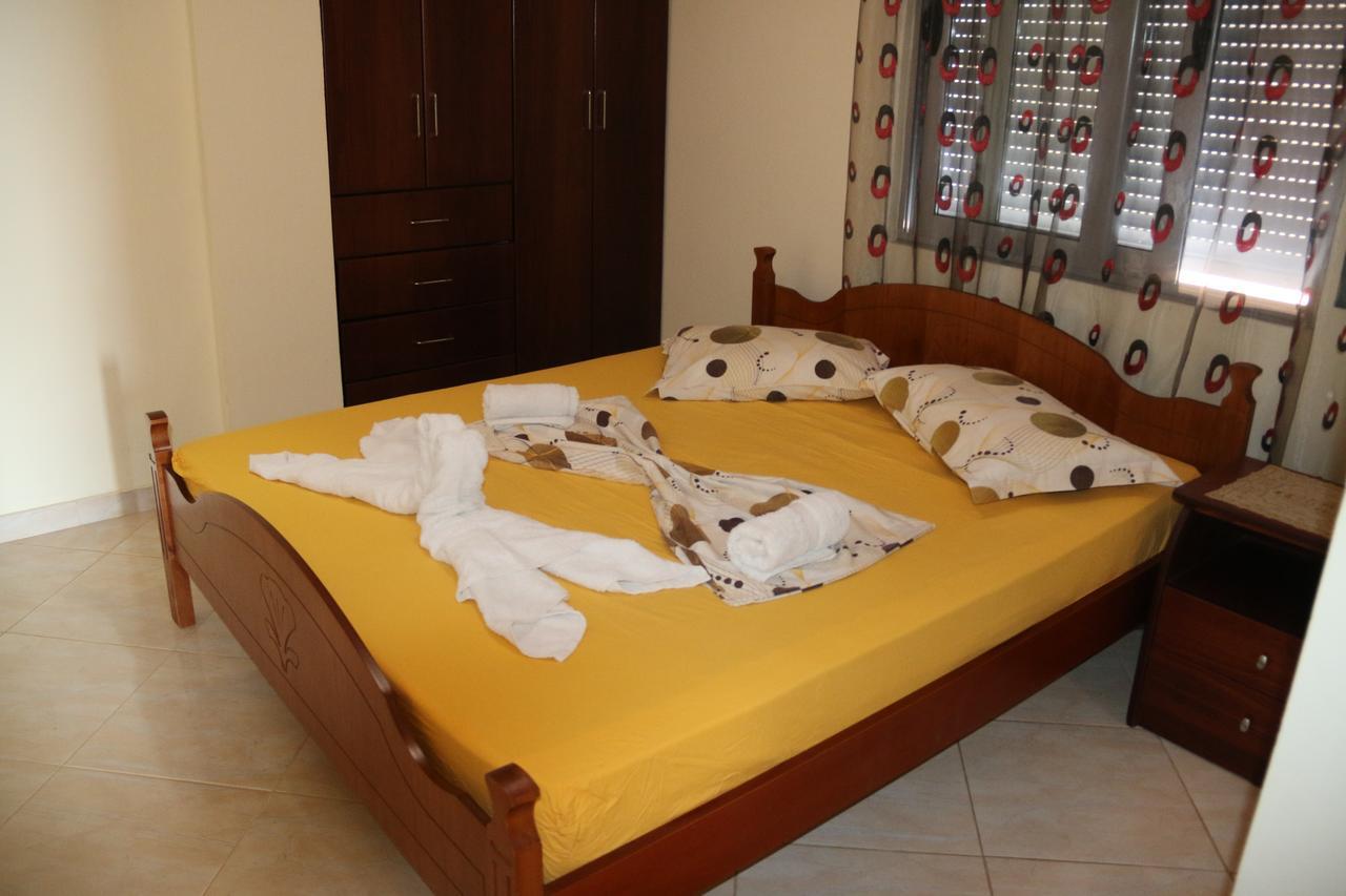Tarace Sea View Apartment ซารานเดอ ภายนอก รูปภาพ